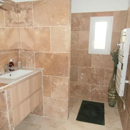 Holiday home A Caromb